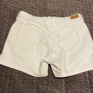 Womens Levi White denim shorts size 12